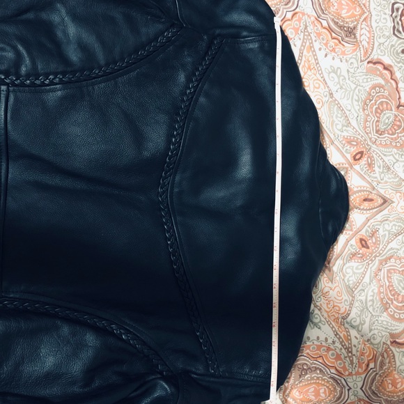 Heavy Duty Leather motorcycle jacket. Worn twice - Picture 7 of 8